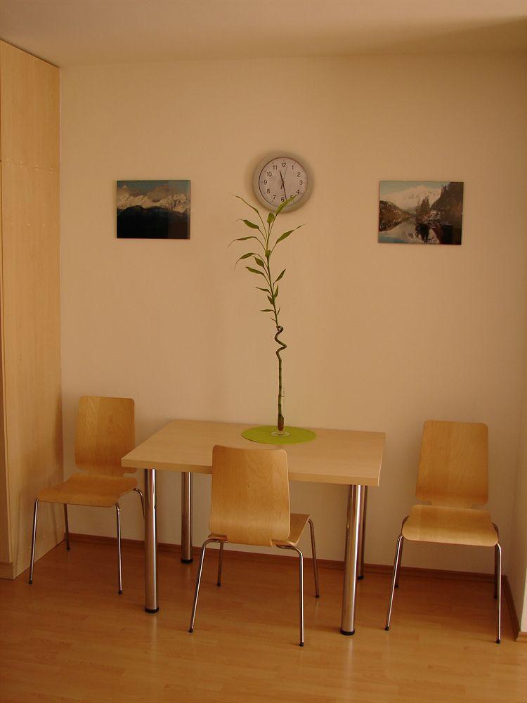Eel Accommodation Brno Exterior foto